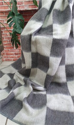 Одеяло п/ш 70% шерсть, плотность 600 г/м2. тёплое. С-106