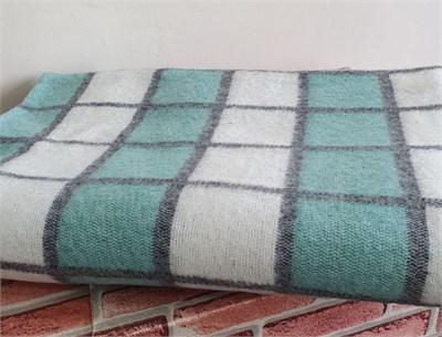 Одеяло полушерстяное (бело-серо-бирюзовая клетка). Вулли Вул Текс 3162