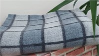Одеяло полушерстяное (бело-серо-синяя клетка). Вулли Вул Текс 2986